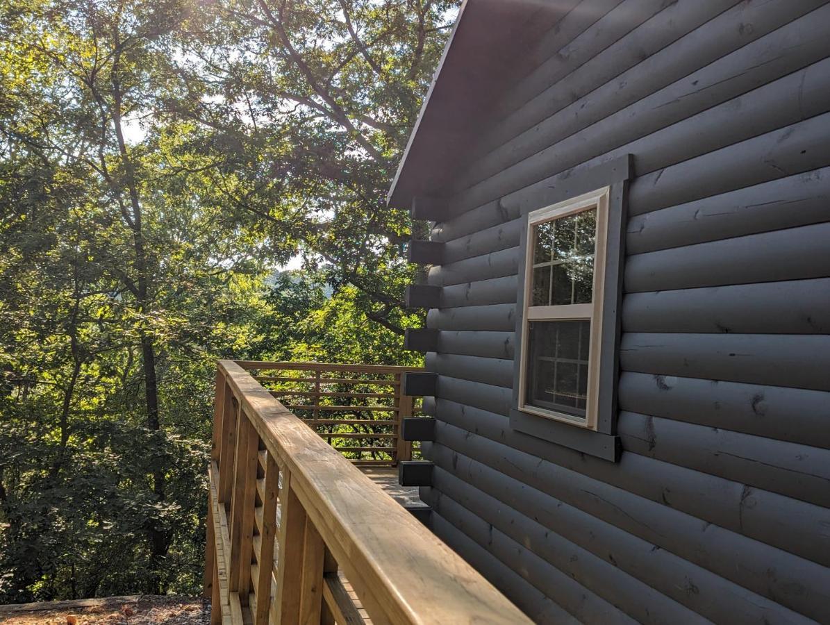 Appartement Cabin #6 With Hot Tub Deck And Sunset View At Loblolly Pines à Eureka Springs Extérieur photo