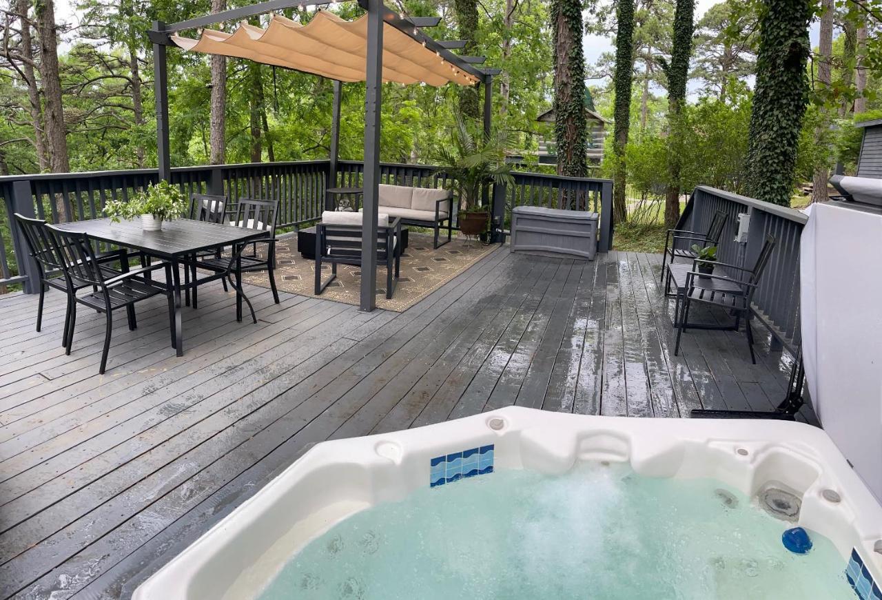 Appartement Cabin #6 With Hot Tub Deck And Sunset View At Loblolly Pines à Eureka Springs Extérieur photo