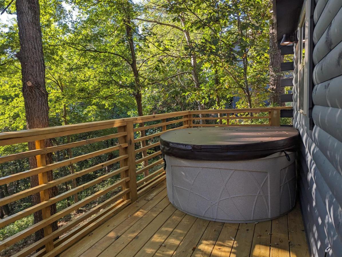 Appartement Cabin #6 With Hot Tub Deck And Sunset View At Loblolly Pines à Eureka Springs Extérieur photo